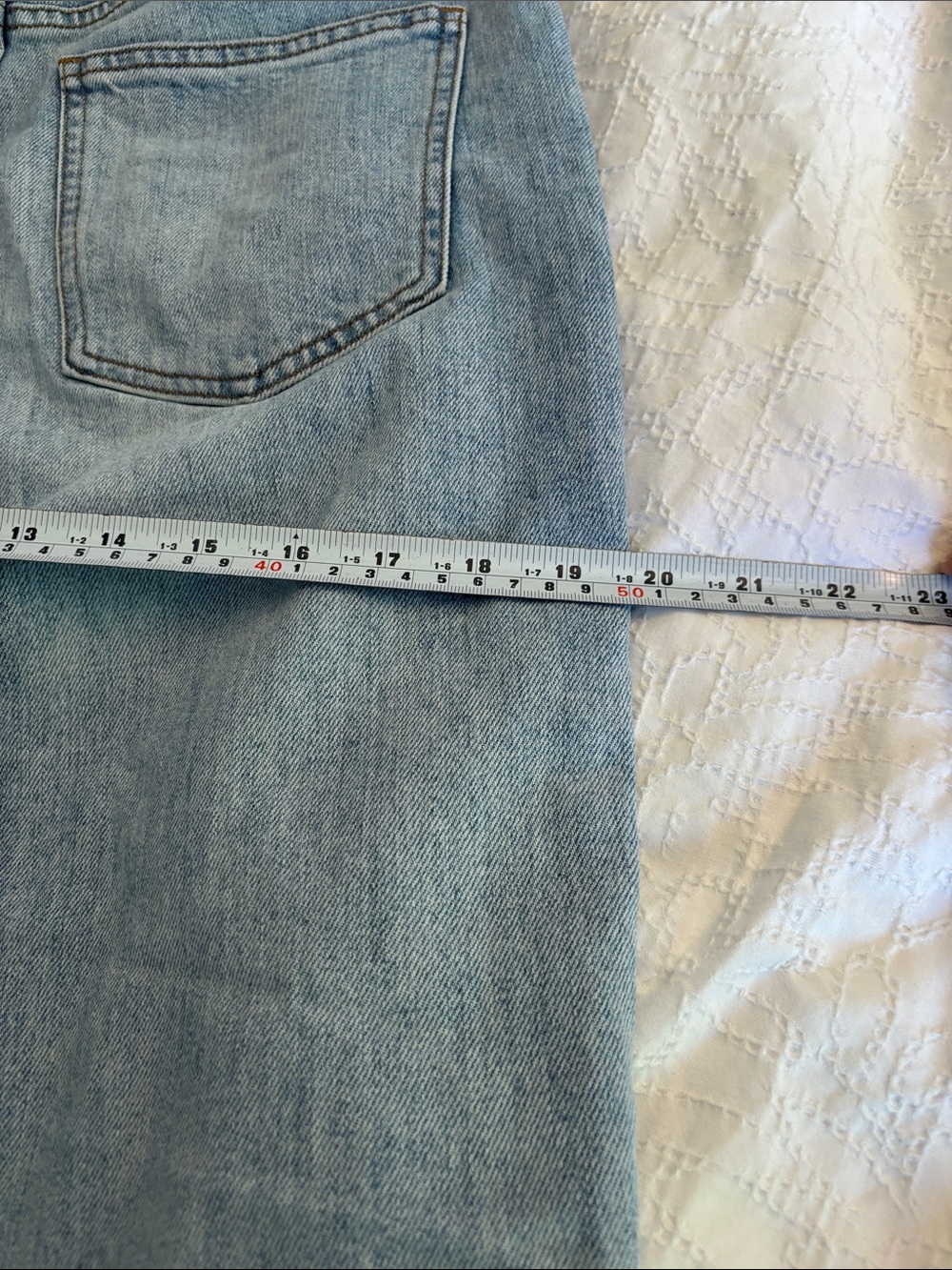 Denim Forum The Arlo Hi-Rise Straight
Jean Light Wash Size 31 25"L - Picture 11 of 13